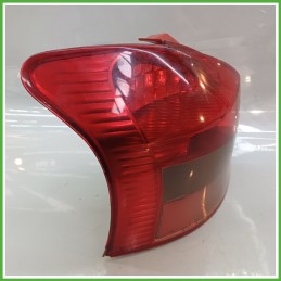 Fanale Fanalino Posteriore Sinistro SX KOITO TOYOTA YARIS 815610D110 Usato