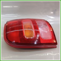 Fanale Fanalino Posteriore Destro DX HELLA 26550-1F-505 NISSAN MICRA K11E 265505F301 Usato