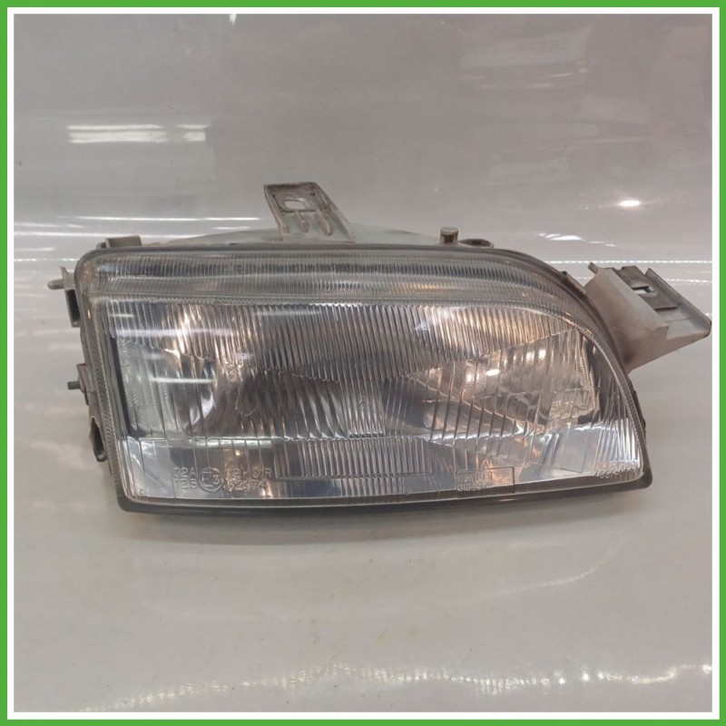 Faro Fanale Proiettore Anteriore Destro DX DEPO FIAT PUNTO 1a Serie 46402649 Usato