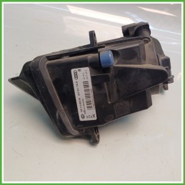 Faro Fanale Fendinebbia Anteriore Destro DX HELLA 179.760-02 AUDI A4 8K 8K0941700B Usato