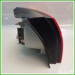 Fanale Fanalino Posteriore Destro DX VOLKSWAGEN GOLF 1K 1K6945096AA Usato