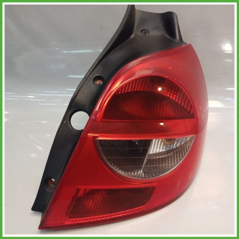 Fanale Fanalino Posteriore Destro DX VALEO RENAULT CLIO 3a Serie 8200459960 Usato