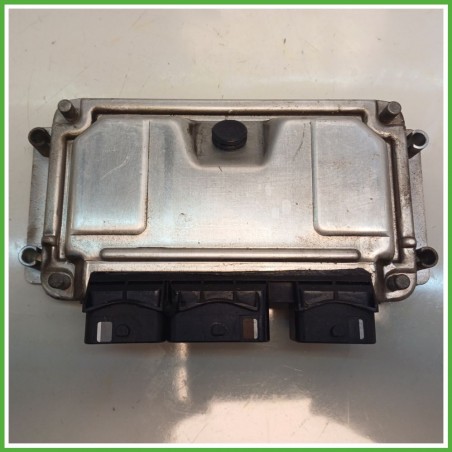 Centralina Motore Iniezione ECU BOSCH 0261207318 CITROEN XSARA PICASSO 1.6 70kw 1940T1 1999 2010