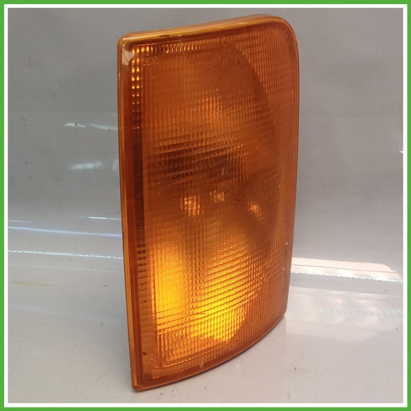 Freccia Laterale Sinistro SX VALEO 67725051 VOLKSWAGEN LT III 28-46 2D0953041 Originale Usato