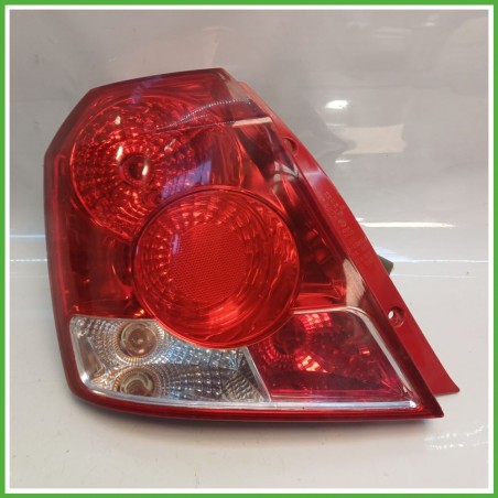 Fanale Fanalino Posteriore Sinistro SX CHEVROLET (DAEWOO) KALOS T200 96540268 Usato