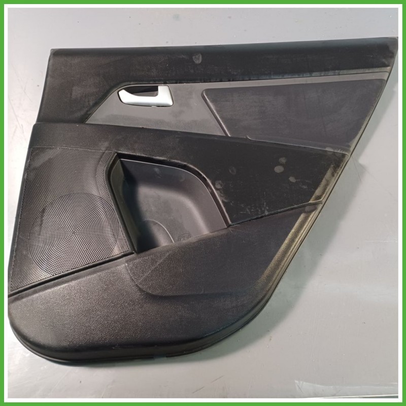 Rivestimento Porta Posteriore Destro DX KIA SPORTAGE 3a Serie 1.6 833083U030XI 2014 2016