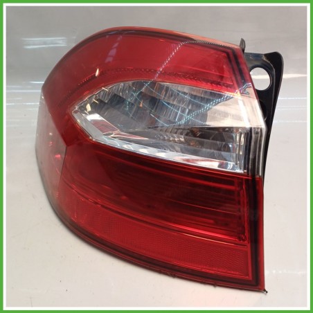 Fanale Fanalino Posteriore Sinistro SX KIA RIO 3a Serie 924011W210 Usato