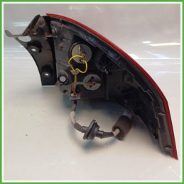 Fanale Fanalino Posteriore Sinistro SX KIA RIO 3a Serie 924011W210 Usato