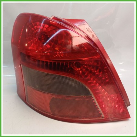 Fanale Fanalino Posteriore Sinistro SX KOITO TOYOTA YARIS 815610D110 Usato