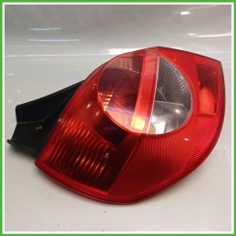 Fanale Fanalino Posteriore Sinistro SX VALEO RENAULT CLIO 3a Serie 8200886944 Usato