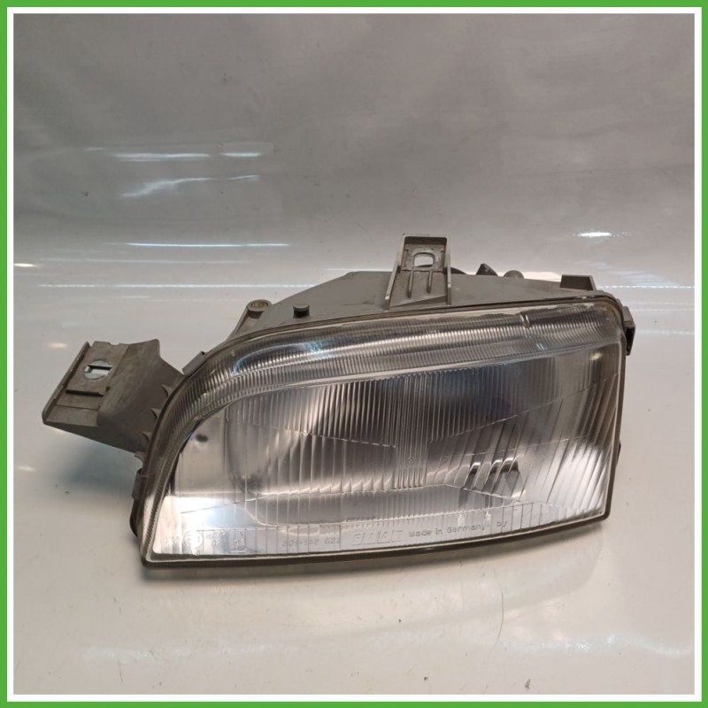 Faro Fanale Proiettore Anteriore Sinistro SX HELLA L142597-00 FIAT PUNTO 1a Serie 46402650 Usato