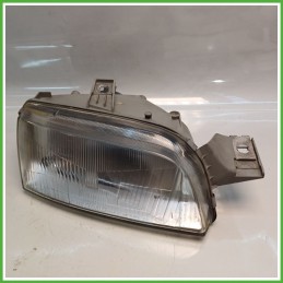 Faro Fanale Proiettore Anteriore Destro DX HELLA R142598-00 FIAT PUNTO 1a Serie 46402649 Usato