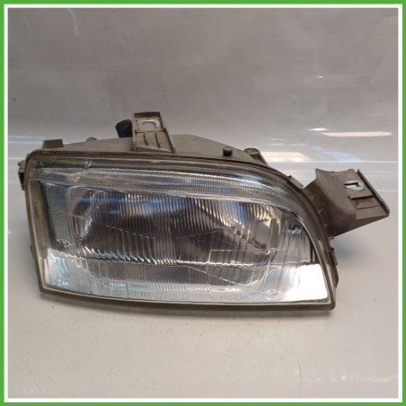 Faro Fanale Proiettore Anteriore Destro DX HELLA FIAT PUNTO 1a Serie 46481413 Usato