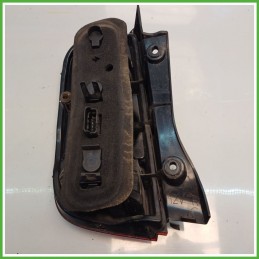 Fanale Fanalino Posteriore Destro DX NISSAN MICRA K12E 26550BC500 Usato
