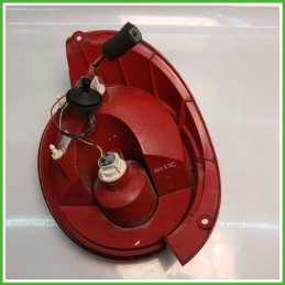 Fanale Fanalino Posteriore Destro DX CHEVROLET (DAEWOO) MATIZ M200 42403115 Usato