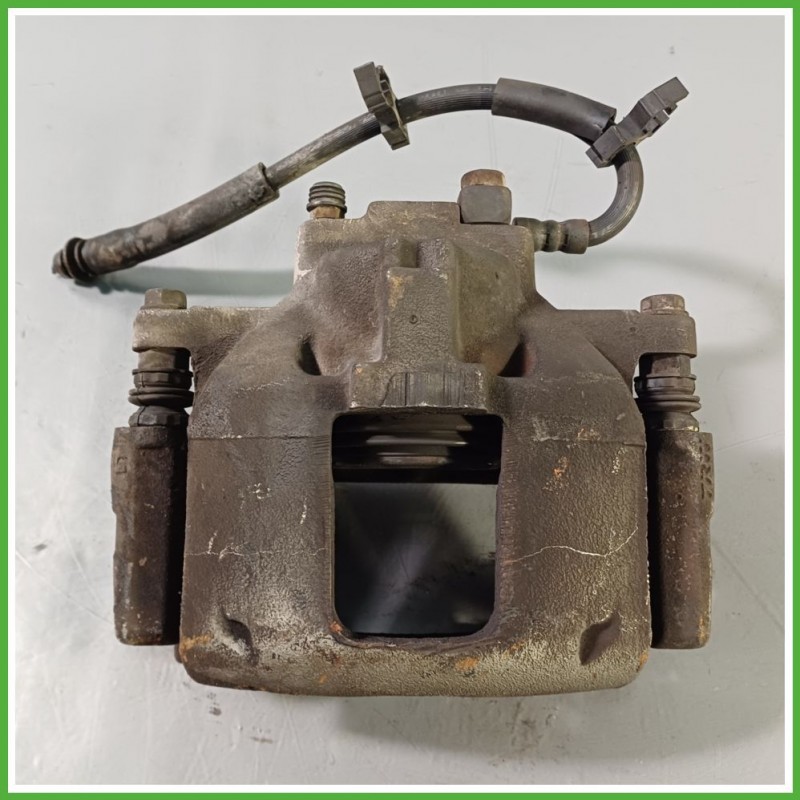 Pinze Freno Anteriore Destro DX DODGE NITRO 2.8 KR8003697AD 2007 2010 TRW 16018401