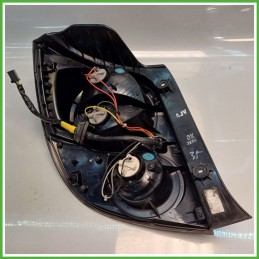 Fanale Fanalino Posteriore Destro DX SAMLIP CHEVROLET (DAEWOO) AVEO T300 96830986 Usato