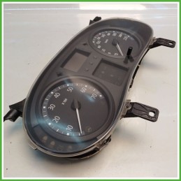 Quadro strumenti contachilometri tachimetro JOHNSON CONTROLS 21672638-9 RENAULT CLIO 2a Serie 1.5 dCi 8200261119