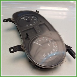 Quadro strumenti contachilometri tachimetro JOHNSON CONTROLS 21672638-9 RENAULT CLIO 2a Serie 1.5 dCi 8200261119