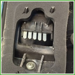 Fanale Fanalino Posteriore Sinistro SX VALEO 89302171 OPEL CORSA X01 9196363 Usato