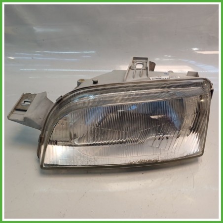 Faro Fanale Proiettore Anteriore Destro DX CARELLO 39770381 FIAT PUNTO 1a Serie 46402649 Usato