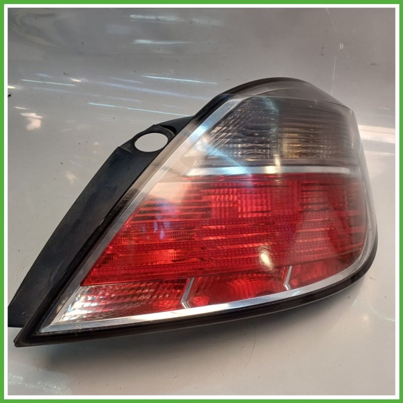 Fanale Fanalino Posteriore Destro DX VISTEON VP7HLX-13404-A OPEL ASTRA A04 13222325 Usato