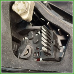 Fanale Fanalino Posteriore Destro DX VISTEON VP7HLX-13404-A OPEL ASTRA A04 13222325 Usato