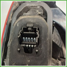 Fanale Fanalino Posteriore Destro DX HELLA 2VA965454-02 RENAULT TWINGO 2a Serie 8200387889 Usato