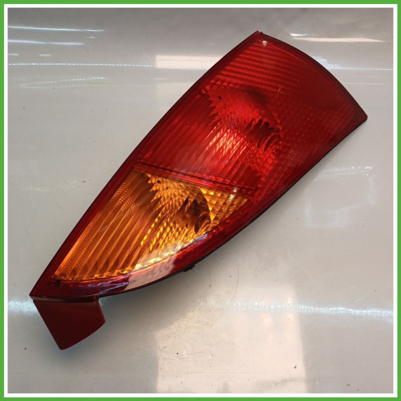 Fanale Fanalino Posteriore Destro DX FORD FOCUS CAK 1214226 Usato