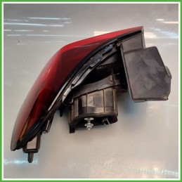 Fanale Fanalino Posteriore Destro DX VALEO 90194153 OPEL CORSA P2JO 9829317280 Usato