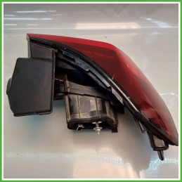 Fanale Fanalino Posteriore Sinistro SX VALEO 90194151 OPEL CORSA P2JO 9829317380 Usato