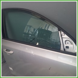 Porta Portiera Sportello Anteriore Destra DX GRIGIO CHIARO VOLKSWAGEN GOLF 5K/AJ Berlina 2008 2012 Originale Usato