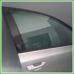 Porta Portiera Sportello Anteriore Destra DX GRIGIO CHIARO VOLKSWAGEN GOLF 5K/AJ Berlina 2008 2012 Originale Usato