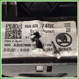 Quadro strumenti contachilometri tachimetro VDO A3C07698100 SKODA FABIA NJ 1.0 Twin Spark 6V0920740E