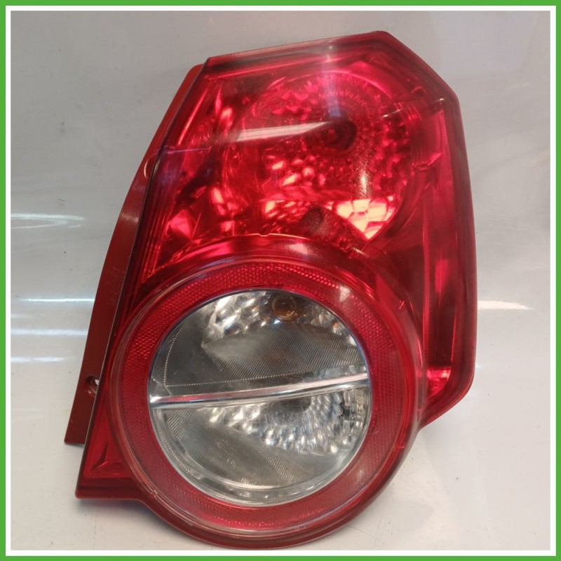 Fanale Fanalino Posteriore Destro DX DEPO 08-325-1906R-R CHEVROLET (DAEWOO) AVEO T250 95952067 Usato