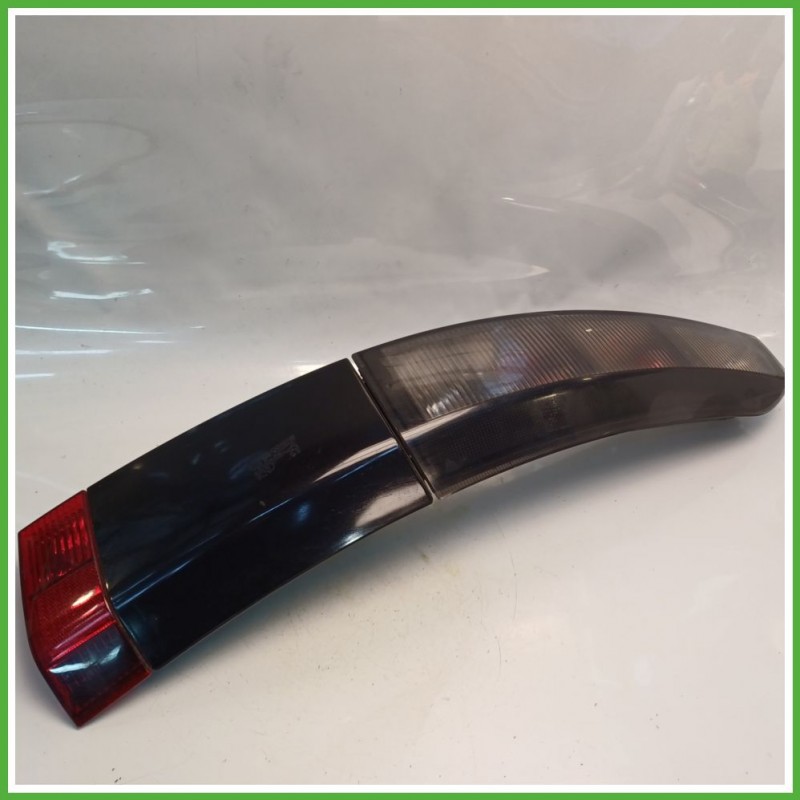 Fanale Fanalino Posteriore Destro DX VALEO OPEL MERIVA X03 93187880 Usato