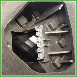 Fanale Fanalino Posteriore Sinistro SX VALEO 89318811 OPEL CORSA S07 93190950 Usato