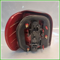 Fanale Fanalino Posteriore Destro DX HELLA 28.02.00 VOLKSWAGEN POLO 3a Serie 6N0945096 Usato