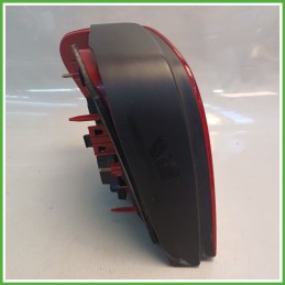 Fanale Fanalino Posteriore Destro DX HELLA 28.02.00 VOLKSWAGEN POLO 3a Serie 6N0945096 Usato