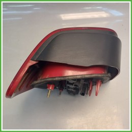 Fanale Fanalino Posteriore Destro DX HELLA 28.02.00 VOLKSWAGEN POLO 3a Serie 6N0945096 Usato