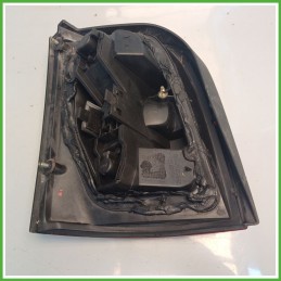 Fanale Fanalino Posteriore Destro DX NISSAN MICRA K11E 265506F600 Usato