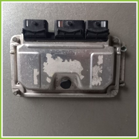 Centralina Motore Iniezione ECU BOSCH 0281010332 ALFA ROMEO 147 W8 1.9 JTD DISTINCT. 73501227 Diesel 2000 2006