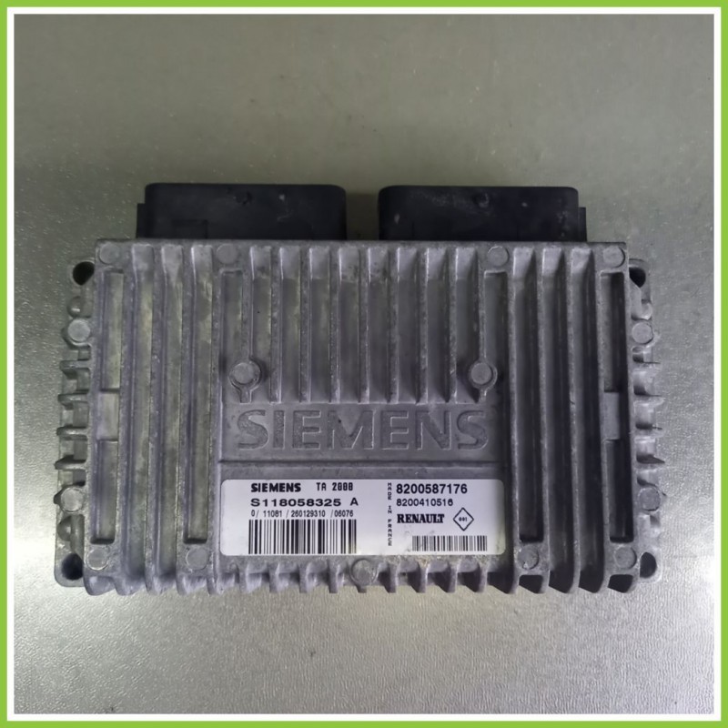 Centralina Iniezione Usata SIEMENS S118068325A