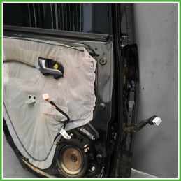 Porta Portiera Sportello Posteriore Sinistra SX NERO KIA RIO 3a Serie Berlina 2015 2017 Originale Usato
