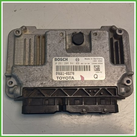 Centralina Motore Iniezione ECU BOSCH 0261208841 TOYOTA YARIS 1.0 12V 51kw 896610D270 2005 2012