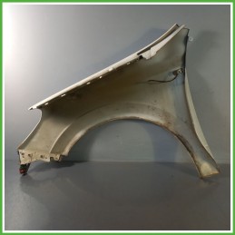 Parafango Anteriore Destra DX OPEL ASTRA A04 Station Wagon 2004 2011 BIANCO GAZ Originale Usato