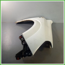 Parafango Anteriore Destra DX OPEL ASTRA A04 Station Wagon 2004 2011 BIANCO GAZ Originale Usato