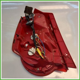 Fanale Fanalino Posteriore Destro DX CHEVROLET (DAEWOO) AVEO T250 96830986 Usato