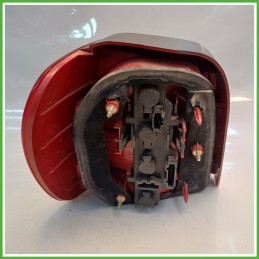 Fanale Fanalino Posteriore Destro DX HELLA VOLKSWAGEN POLO 9N 6Q6945096Q Usato