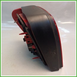 Fanale Fanalino Posteriore Destro DX HELLA VOLKSWAGEN POLO 9N 6Q6945096Q Usato